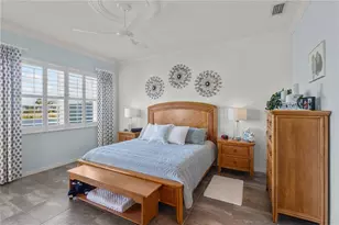 11018 Barnsley Dr, Venice, FL 34293 - Photo 17