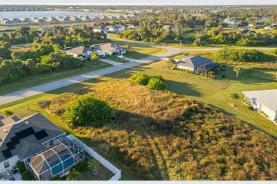 278 Indian Creek Drive, Rotonda West, FL 33947 - Photo 5