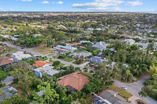 612 Armada Rd S, Venice, FL 34285 - Photo 77