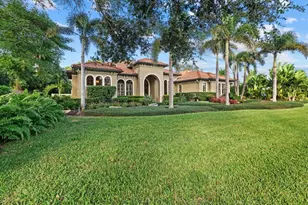 612 Armada Rd S, Venice, FL 34285 - Photo 71