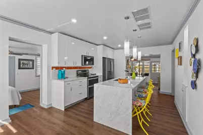 11 1st Street E, Nokomis, FL 34275 - Photo 5