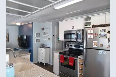 858 S Green Circle, Venice, FL 34285 - Photo 11