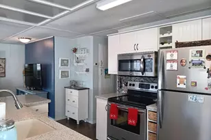 858 S Green Cir, Venice, FL 34285 - Photo 11