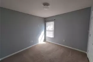 8243 72nd St E, Bradenton, FL 34201 - Photo 15