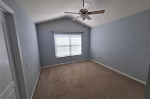 8243 72nd St E, Bradenton, FL 34201 - Photo 17