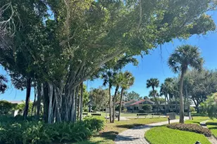 500 Park Blvd S, Venice, FL 34285 - Photo 17