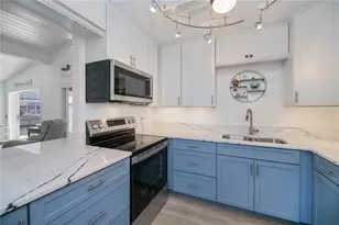 907 Gibbs Rd, Venice, FL 34285 - Photo 7