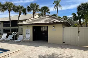 365 3 Lakes Ln, Venice, FL 34285 - Photo 43