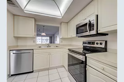 365 Three Lakes Lane #K, Venice, FL 34285 - Photo 9