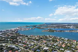 409 Manatee Ct, Venice, FL 34285 - Photo 33