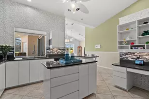 1424 Gleneagles Dr, Venice, FL 34292 - Photo 17