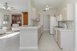 120 L Pavia Blvd, Venice, FL 34292 - Photo 9