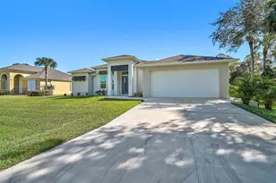 2690 Pebble Creek Pl, Port Charlotte, FL 33948 - Photo 5
