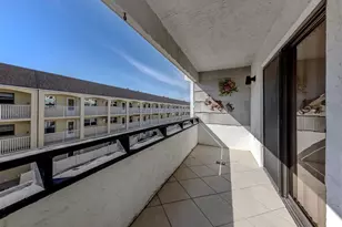 1555 Tarpon Center Dr, Venice, FL 34285 - Photo 29