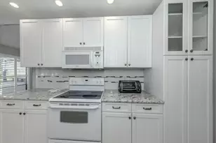 1555 Tarpon Center Dr, Venice, FL 34285 - Photo 19