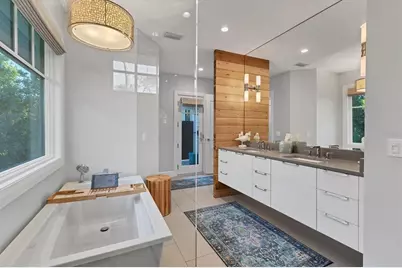 709 Eagle Point Drive, Venice, FL 34285 - Photo 21