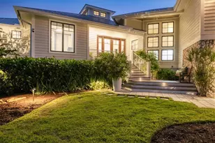 709 Eagle Point Dr, Venice, FL 34285 - Photo 5