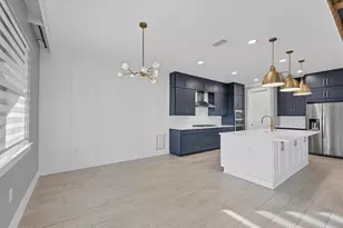 12717 Morning Mist Pl, Venice, FL 34293 - Photo 13