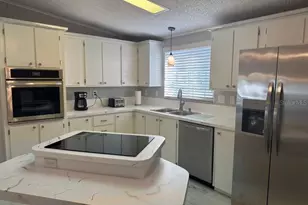 526 Parkwood Ave, North Port, FL 34287 - Photo 5