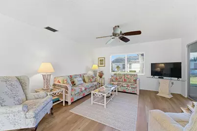 605 Apple Lane, Englewood, FL 34223 - Photo 3