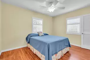 720 Myrtle Ave, Venice, FL 34285 - Photo 17