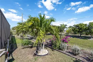25266 Estrada Cir, Punta Gorda, FL 33955 - Photo 47