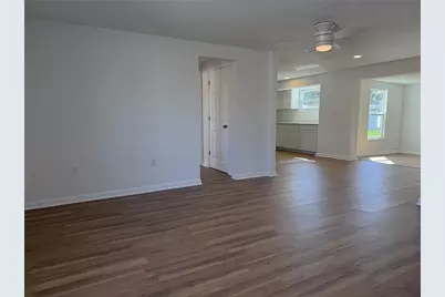 249 Mount Vernon Drive, Venice, FL 34293 - Photo 5