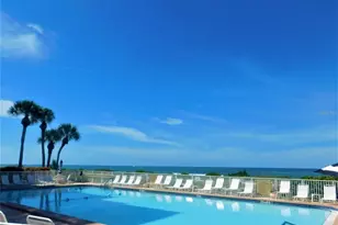 627 Alhambra Rd, Venice, FL 34285 - Photo 3