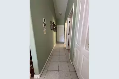 144 Grand Oak Circle, Venice, FL 34292 - Photo 9