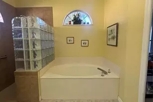 144 Grand Oak Cir, Venice, FL 34292 - Photo 21