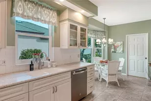 302 Lansbrook Dr, Venice, FL 34292 - Photo 17