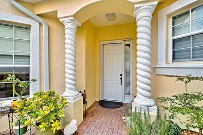 1704 Triano Circle #1704, Venice, FL 34292 - Photo 11