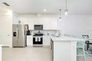 27136 Capri Shrs Cir, Englewood, FL 34223 - Photo 11