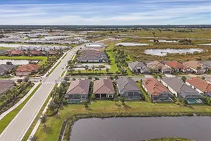 10238 Morning Mist Ln, Sarasota, FL 34241 - Photo 43