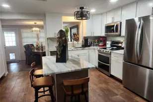 42 E Wentworth St, Englewood, FL 34223 - Photo 11