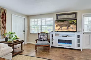 42 E Wentworth St, Englewood, FL 34223 - Photo 25