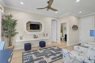 205 E Venice Ave, Venice, FL 34285 - Photo 11