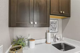 205 E Venice Ave, Venice, FL 34285 - Photo 61