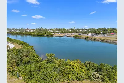 205 E Venice Avenue, Venice, FL 34285 - Photo 79
