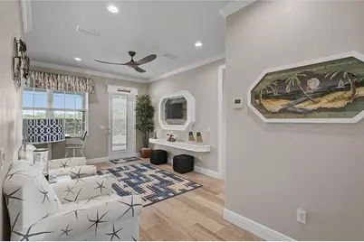 205 E Venice Avenue, Venice, FL 34285 - Photo 3