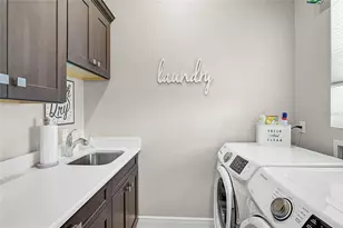 205 E Venice Ave, Venice, FL 34285 - Photo 59