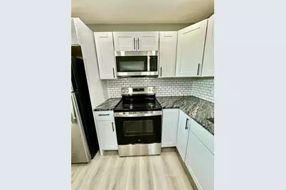 460 Base Avenue #129, Venice, FL 34285 - Photo 5