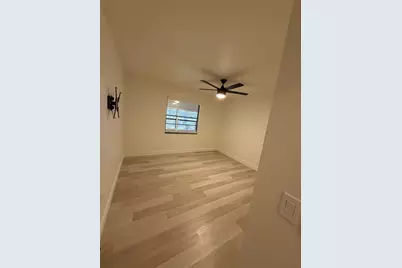 1211 Capri Isles Boulevard #6, Venice, FL 34292 - Photo 13