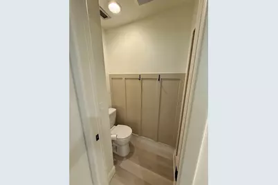 1211 Capri Isles Boulevard #6, Venice, FL 34292 - Photo 17