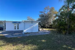 641 Cervina Dr S, Venice, FL 34285 - Photo 5