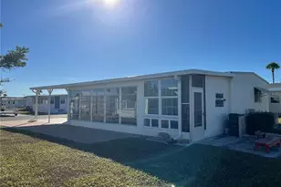 824 Cervina Dr, Venice, FL 34285 - Photo 3