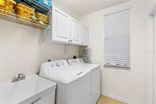 1610 Monarch Dr, Venice, FL 34293 - Photo 33