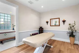 2050 Benjamin Franklin Dr, Sarasota, FL 34236 - Photo 61