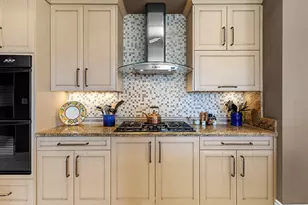 2050 Benjamin Franklin Dr, Sarasota, FL 34236 - Photo 17