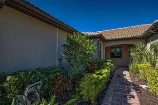 19157 Serafina St, Venice, FL 34293 - Photo 5